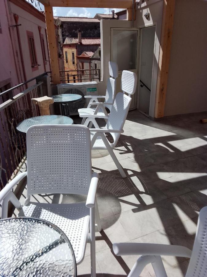 Casa Vacanze Su Sorighe. Bosa Exterior foto